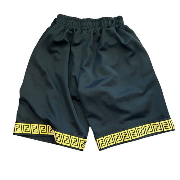 FENDI Men's Black and Gold Shorts - Picture 4 of 4